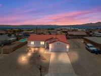 Lake View, Themed Rooms, King Beds, Fire Pit - Ferienwohnung Lake Havasu City