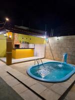 Casa 2 km da praia Aracagy e 3,5 km praia da litoranea, 4 quartos, piscina ,recebe 15 pessoas,prox av dos holandeses - B&B São Luís