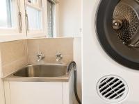 Modern 2BR House with Parking in Box Hill - B&B Ballarat