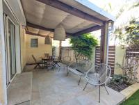 Appartement T3 avec jacuzzi et terrasse privée - Bed and Breakfast Saint-Pierre