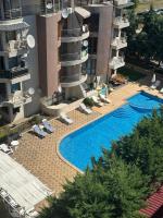 Sunny View Retreat at Sunny Beach Cozy Apartment with Sunlit Balcony - Ferienwohnung Sonnenstrand