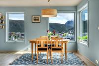 Arctic Heights With Spectacular Sea & Mountain View - B&B Tromsø