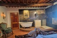 Villa dei Pavoni - B&B Montauto