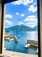 The Rose - Apartment Front lake - B&B Cremia