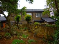 100 on Kayburne Guesthouse - B&B Weltevreedenpark