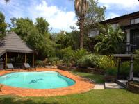 100 on Kayburne Guesthouse - B&B Weltevreedenpark