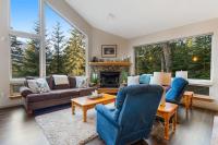 Private Girdwood Cabin w Sleeping Loft Near Alyeska - Chambres d'hôtes Girdwood
