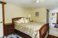 Stroll to the Beach! Private hot tub - B&B Harbert