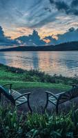 Bertha's Cabin Rustic Ohio River Retreat - B&B Augusta
