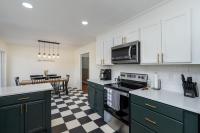 *NEW* Dragster Dream House: 3BD/2BA + Game Room - B&B Bluff City