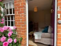 Historic Cottage in Heart of Farnham nr the Castle - B&B Farnham