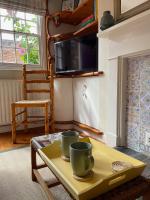 Historic Cottage in Heart of Farnham nr the Castle - B&B Farnham