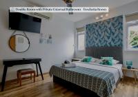 Double Room with Private External Bathroom