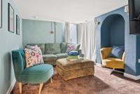 Victorian 5-Bed Home| Loft |Walk to City & Cricket - Bed and Breakfast Worcester