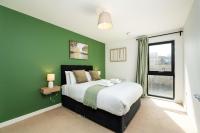 Modern Flat up to 4 Guests in Devons Road Station - B&B Londres