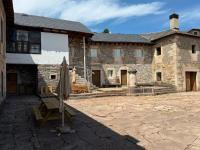 Aire de Babia - Casa Urogallo - B&B La Vega de los Viejos