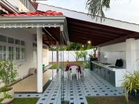 Cs white house negombo - Chambres d'hôtes Negombo