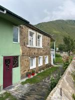 Art Villa Gallery - Bed and Breakfast Stepantsminda