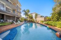 Location at Its Best - Ocean Views & Private Rooftop - B&B Caloundra