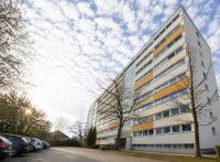 Geräumige Ferienwohnung mit Parkplatz direkt an der S-Bahn nach München - Bed and Breakfast Unterschleißheim