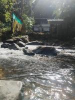 Creekshore Home Stay - Ferienwohnung Kallār