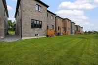 Modern Spacious Luxury detached-House new in RH - B&B Richmond Hill
