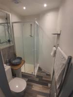 Warm Calton Hill 3 Bdrm Apartment A - B&B Edinburgh