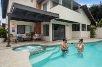 Peaceful Private Retreat In The Heart Of Town - Bed and Breakfast Redlands