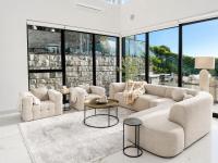 Modern Home Wit Private Pool with Sky Tower Views - B&B Auckland