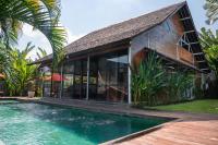 Umah Kayu Pererenan - B&B Prerenan