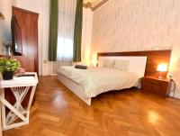 Váci 25 Central Apartment - Bed and Breakfast Boedapest