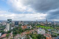 Upperhill Altura Studio, One and Two Bedroom Apartment, Rooftop Swimming pool, gym, Sky Lounge, Sauna, Ground floor Cafe ,Wonderiss Properties, Close Proximity to Nairobi Hospital - Chambres d'hôtes Nairobi