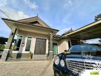 Homestay Ummi Bukit Payong - Rumah Ateh - Bed and Breakfast Bukit Payong