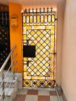 Shanti Niwas Apartment with Kitchen 1 - B&B Calcuta