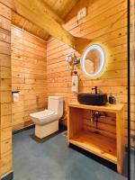 Riverside Chalet with Balcony & Bath Tub — River-Facing