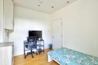 Room near Heathrow - Bed and Breakfast Hillingdon