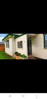 Holiday House in Sunbury Centre - B&B Cinnabar