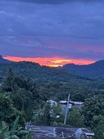King bed! Ocean mt view and beach 5 to 10 min - B&B Luquillo