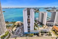 StayCozy Apartments at The Grand - Chambres d'hôtes Miami