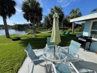 Resting Place on Treasure Island in NPR, FL - B&B New Port Richey