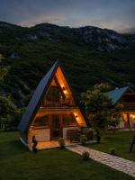 Peak House Komarnica - Bed and Breakfast Šavnik