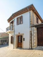 Licensed Loula's Village House-Arsos, Cyprus Wine Route - B&B Ársos