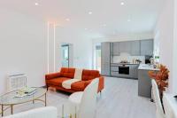 Luxe 3 Bed Gated Development Garden Flat - B&B Woolwich
