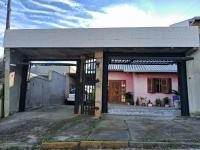Hostel 5 km from Feevale and 1 km from Faixa 239 - B&B Campo Bom