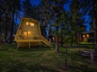Fanciful Winter's Lake - Mix of old-world charm and modern-day gambrel style cabin! - B&B Big Bear Lake