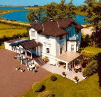 Villa am Wangermeer - 3 Ferienwohnungen an der Nordsee - B&B Wangerland