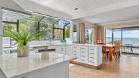 Parawai Lakehouse Sanctuary - Bed and Breakfast Rotorua