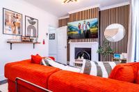 Bold Boutique look - Sleeps 10 - Garden - Parking - Chambres d'hôtes Allington