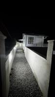 Studio Frente Novo com Ar, Wi-Fi e estacionamento - B&B Joinville