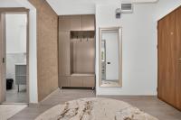 Stylish 2BR near National Arena Perfect for Groups - Chambres d'hôtes Bucarest